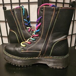 Vintage Unionbay Black Leather Boots with‎ Rainbow Stiching & Laces
